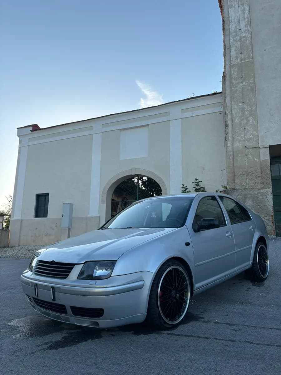 VW Bora