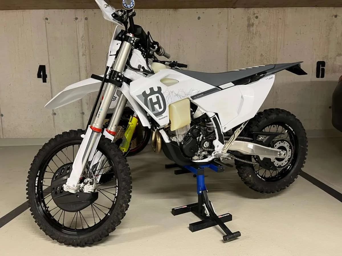 Husqvarna FE