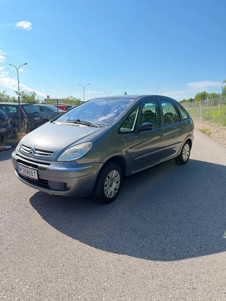 Citroën Xsara Picasso 2004 – € 1.100, 220 000 km – Bild 1 von 9