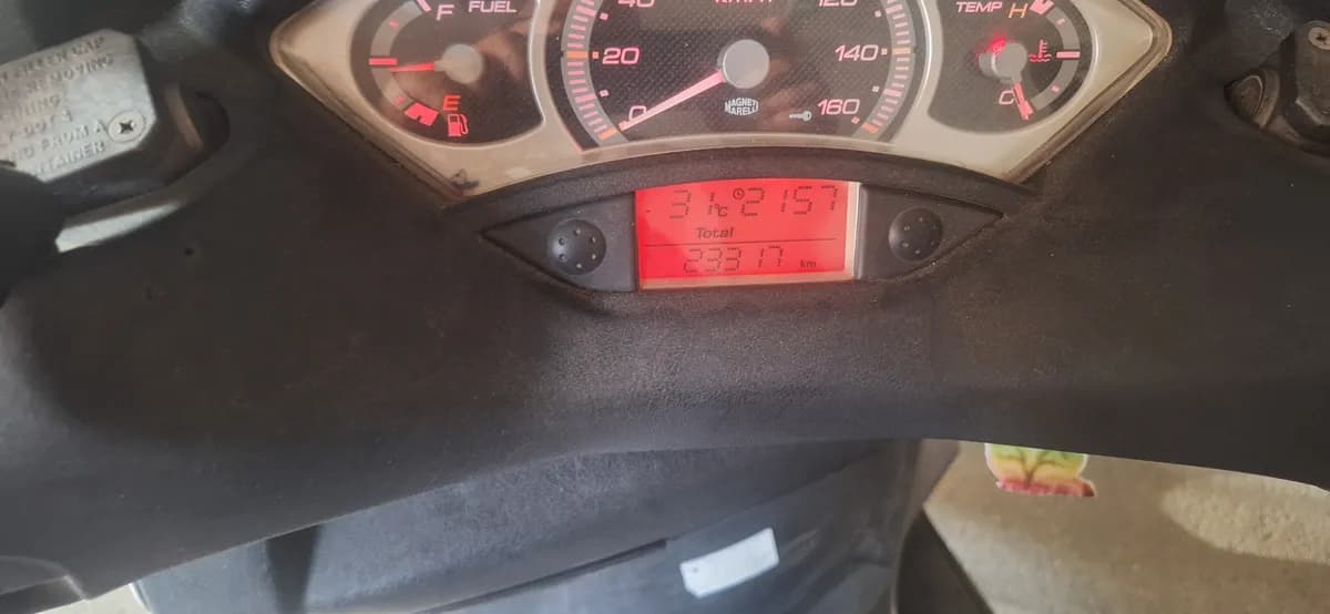 Yamaha X-Max 2009 – € 650, 23 000 km – Bild 1 von 7