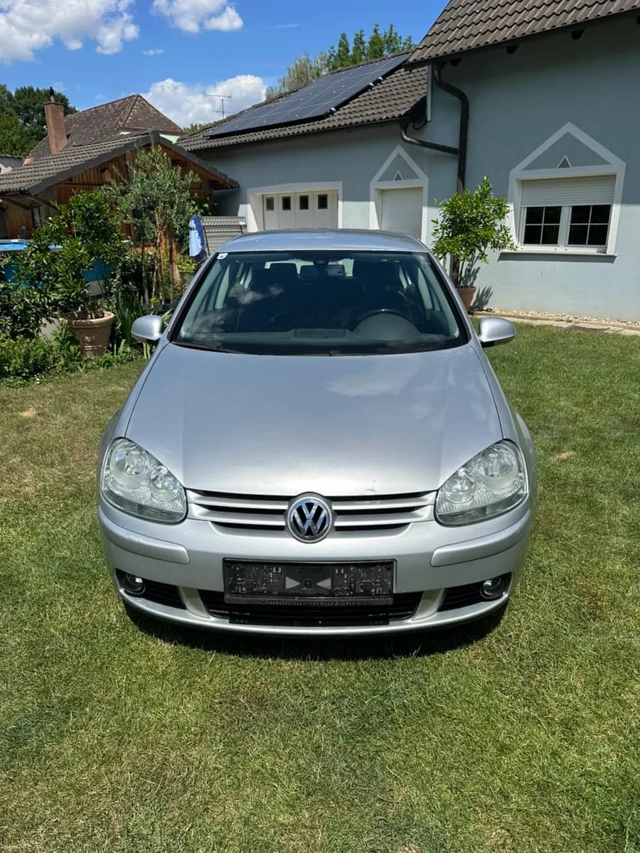 VW Golf 2005 – € 2.650, 253 214 km – Bild 1 von 22