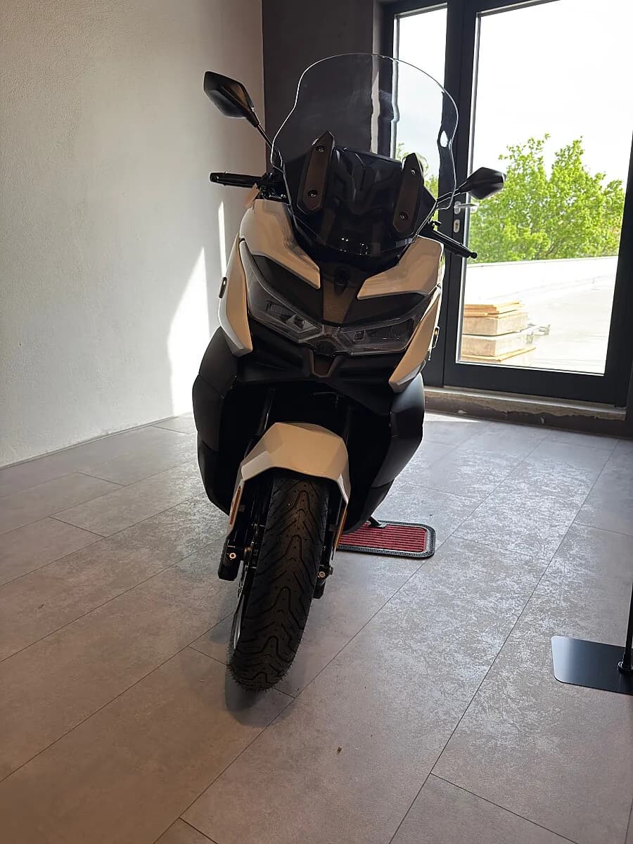 Voge Sonstige – € 6.199, 0 km – Bild 1 von 2