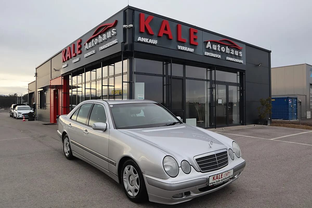 Mercedes-Benz E-Klasse 2001 – € 2.500, 151 701 km – Bild 1 von 17