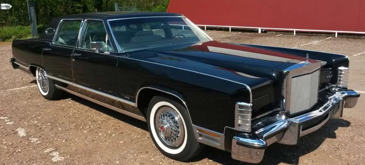 Lincoln Town Car