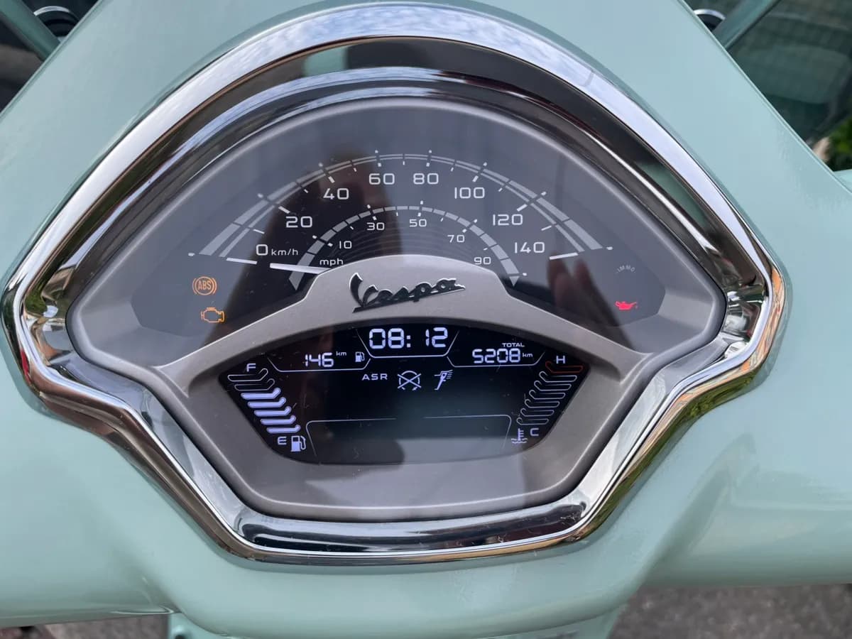 Vespa GTS