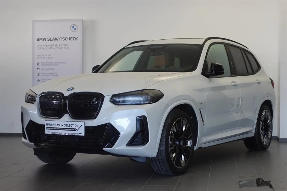 BMW iX3