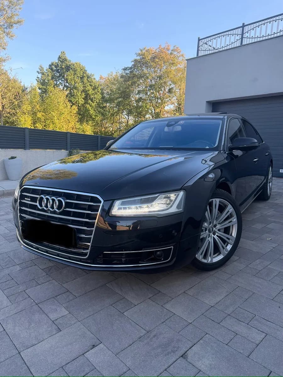 Audi A8