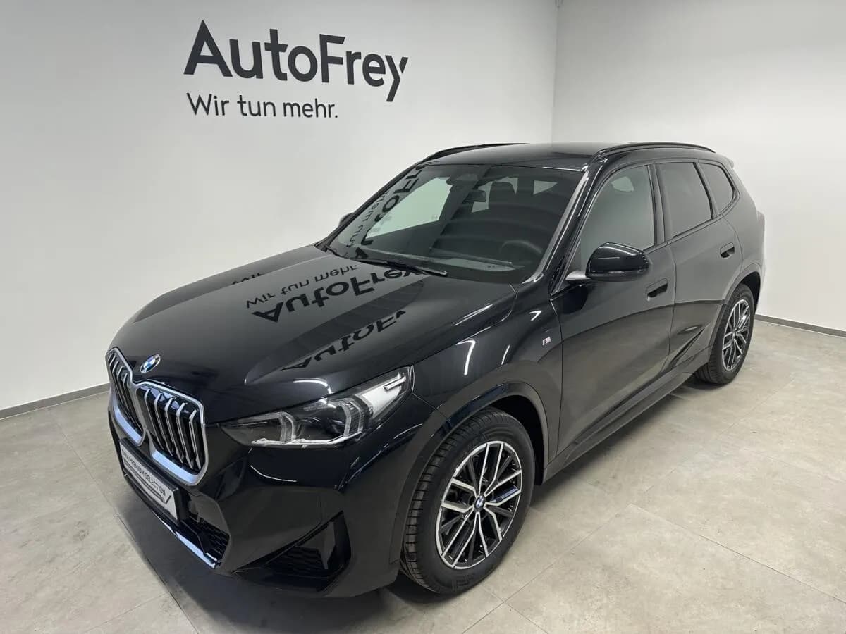 BMW X1 2025 – € 47.890, 4 000 km – Bild 1 von 17