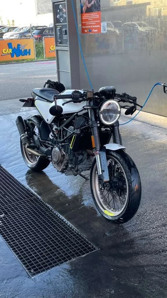 Husqvarna Vitpilen 401