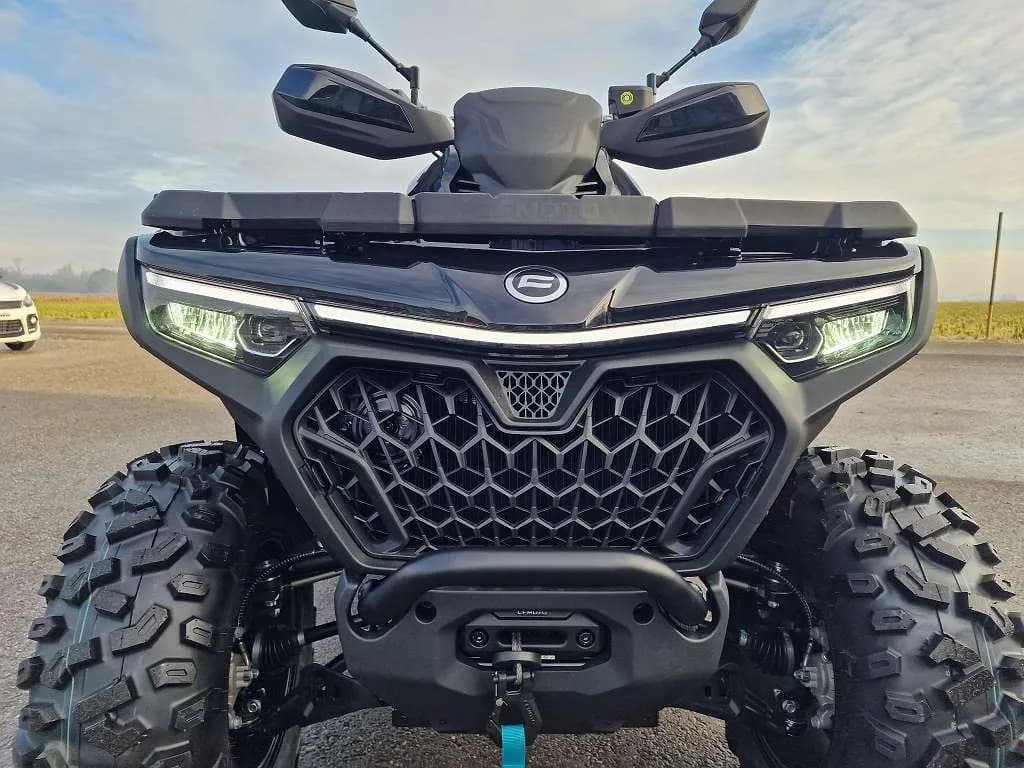CFMOTO CForce – € 13.499, 1 km – Bild 1 von 10
