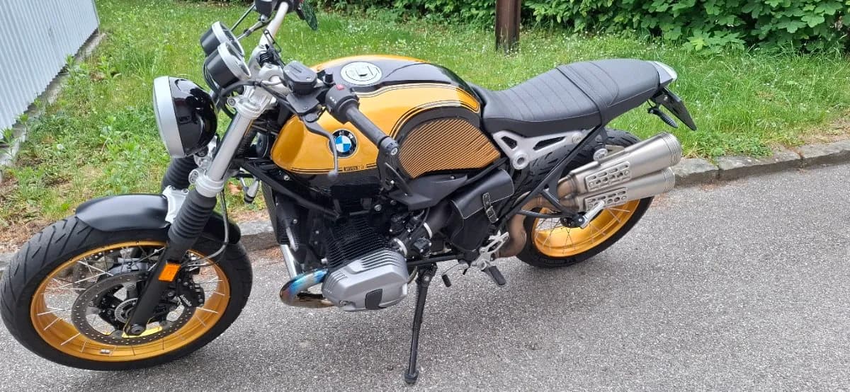 BMW R NineT