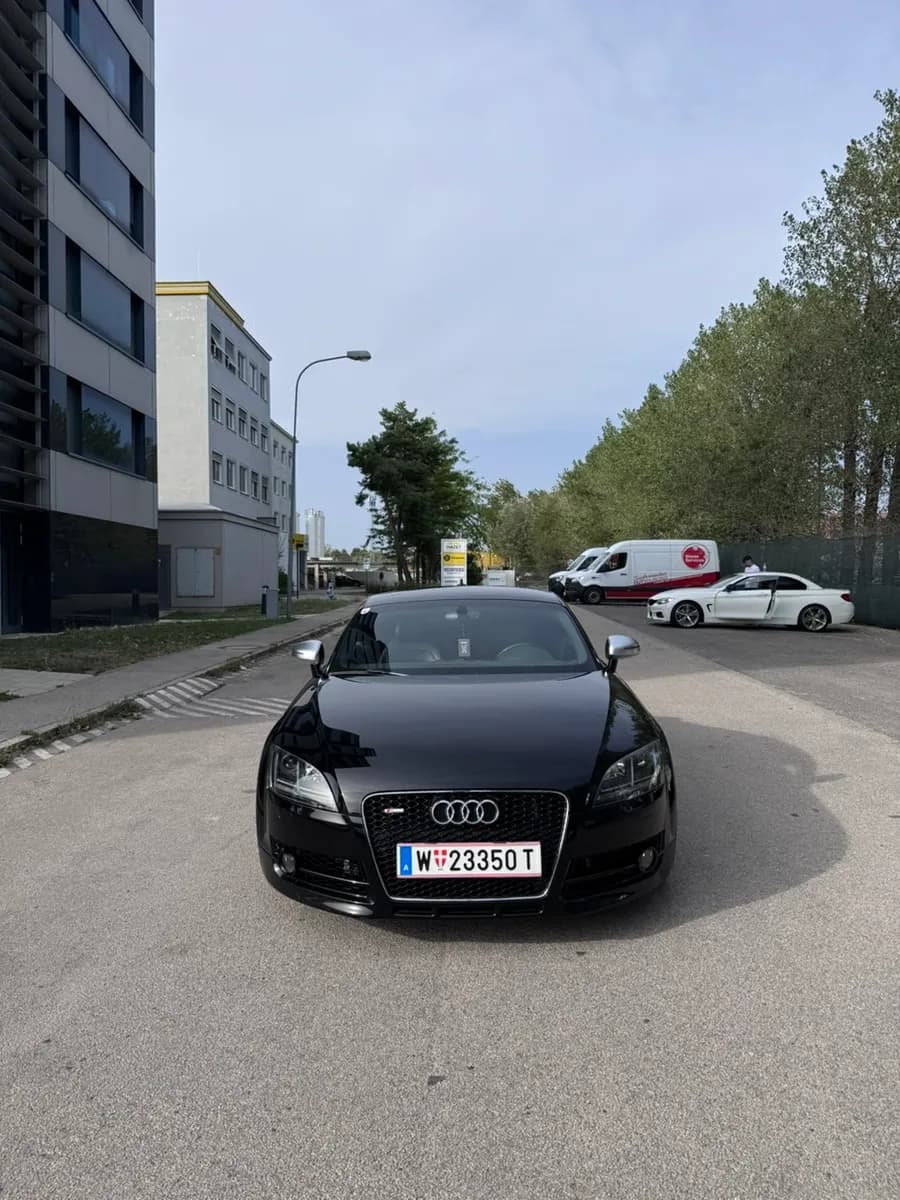 Audi TT 2008 – € 10.500, 230 000 km – Bild 1 von 10