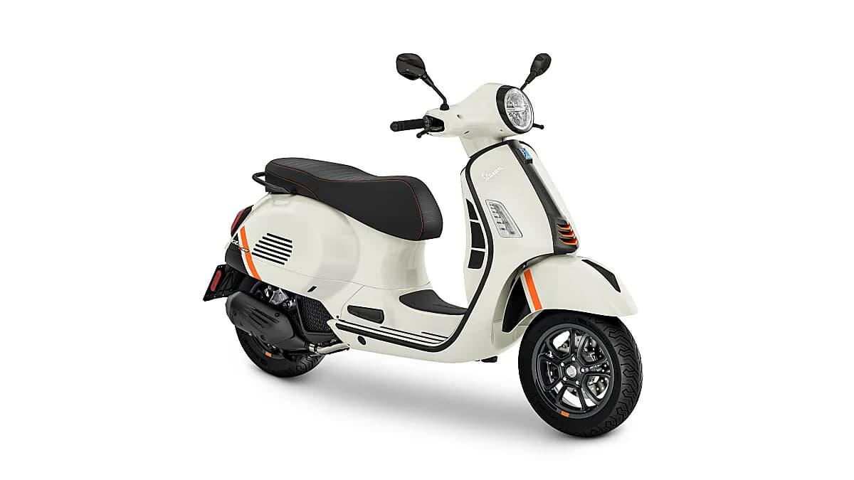 Vespa GTS – € 6.449, 0 km – Bild 1 von 4