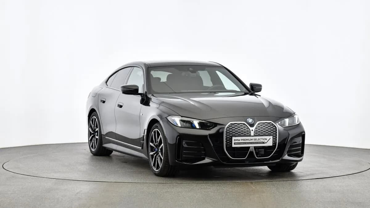 BMW i4