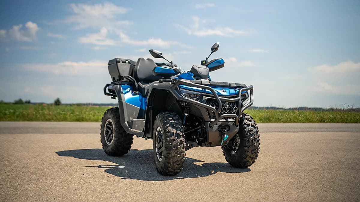 CFMOTO CForce – € 11.490, 0 km – Bild 1 von 5
