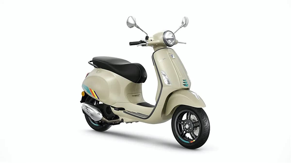 Vespa Primavera – € 3.699, 0 km – Bild 1 von 2