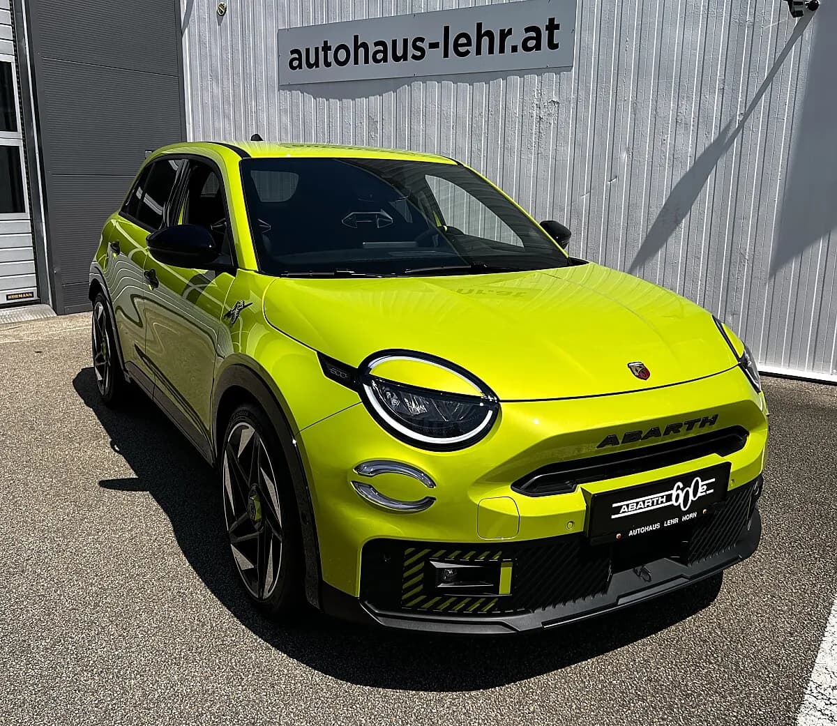 Abarth 600 2026 – € 38.970, 2 000 km – Bild 1 von 17