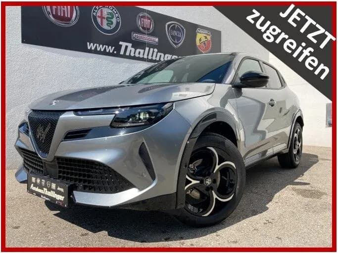 Alfa Romeo Junior – € 33.850, 5 km – Bild 1 von 10