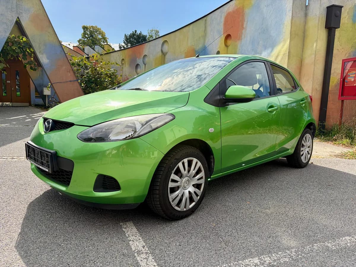 Mazda Mazda2