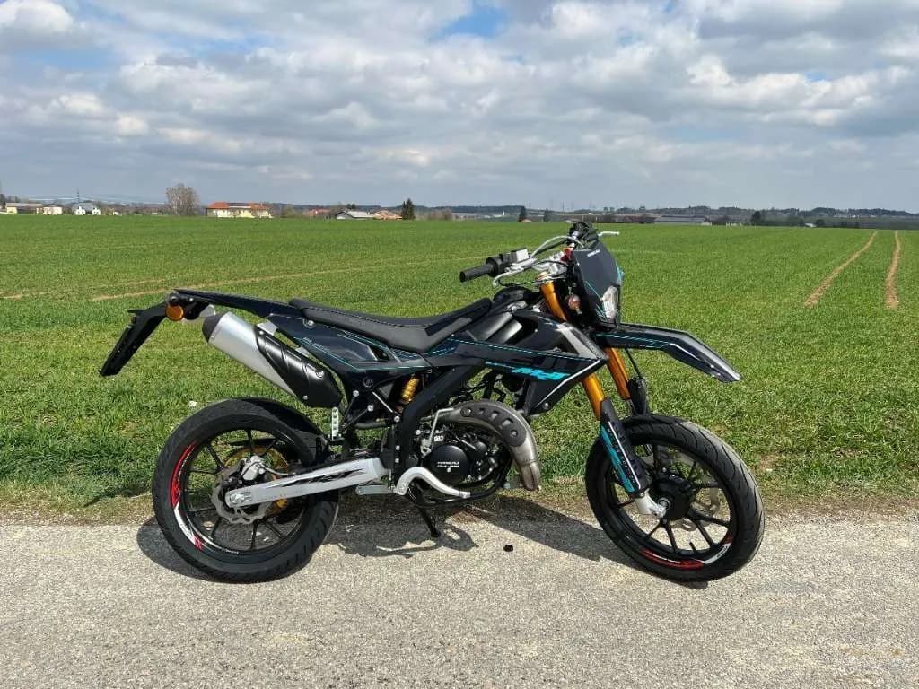 Rieju MRT – € 4.190, 1 km – Bild 1 von 5