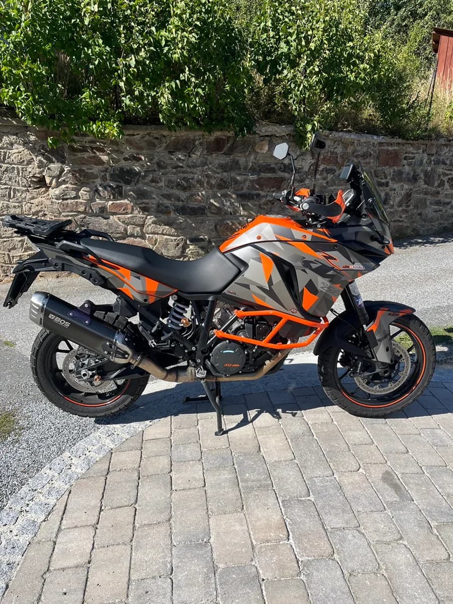 KTM Adventure