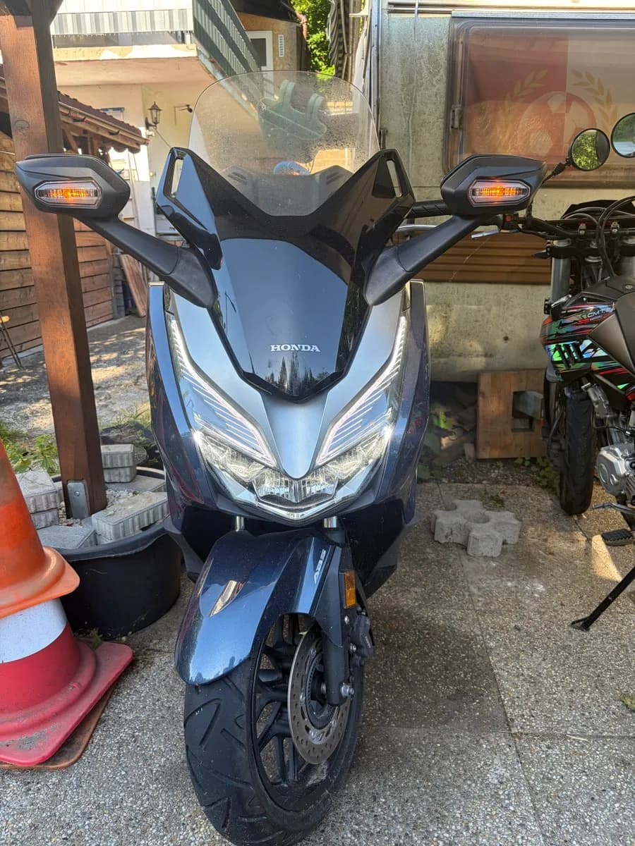 Honda Forza