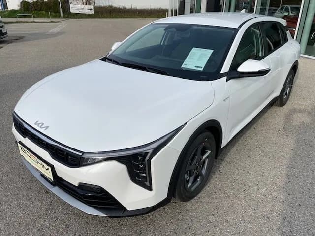 KIA K4