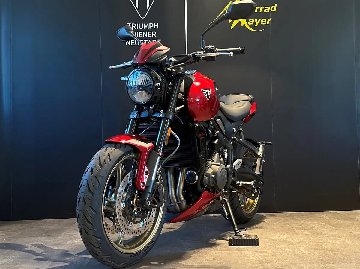Triumph Trident