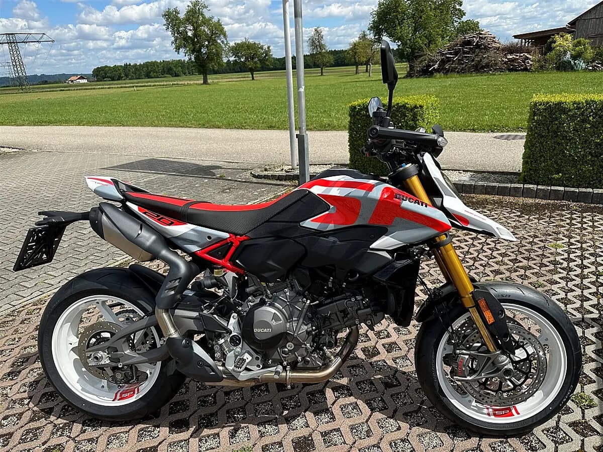 Ducati Hypermotard – € 23.495, 0 km – Bild 1 von 5