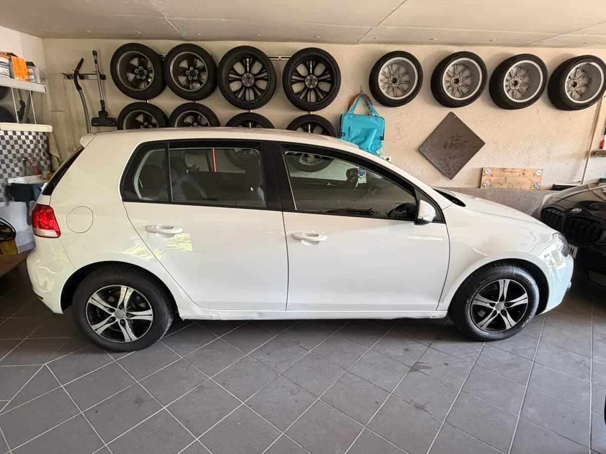 VW Golf 2012 – € 5.300, 240 730 km – Bild 1 von 19