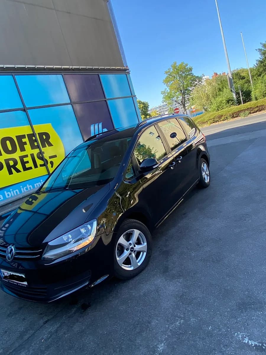 VW Sharan 2011 – € 6.900, 260 000 km – Bild 1 von 18