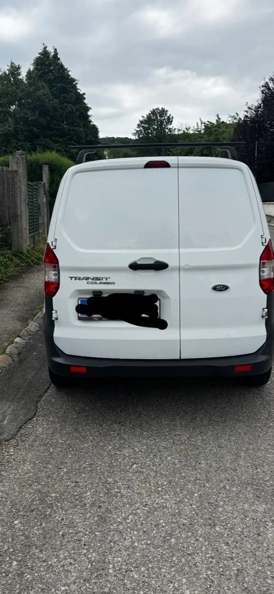 Ford Transit Courier