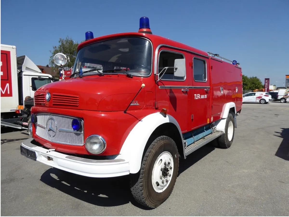 Mercedes-Benz 1113  B / 36