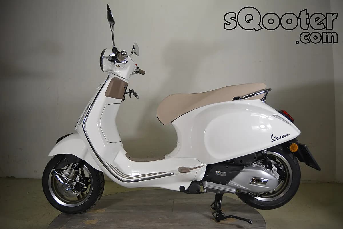 Vespa Sonstige – € 6.099, 0 km – Bild 1 von 13