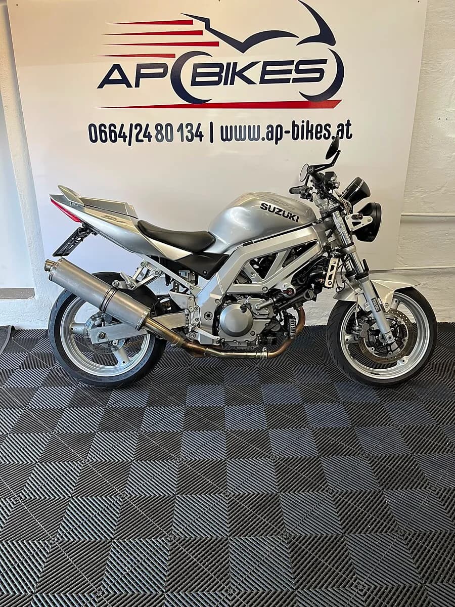 Suzuki SV