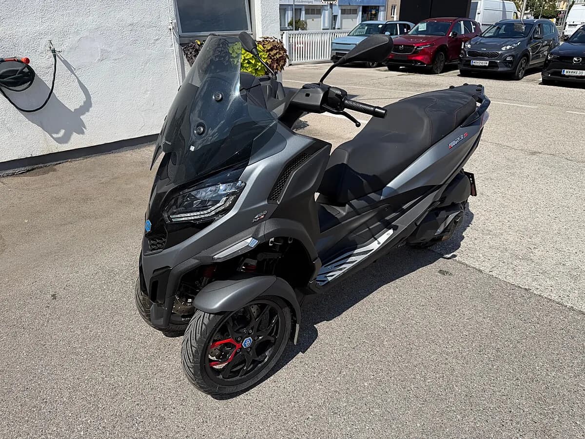 Piaggio MP3