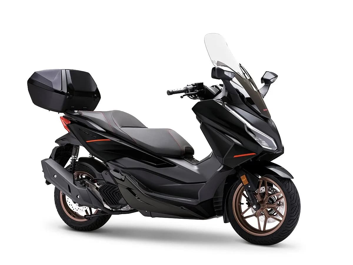 Honda Forza – € 6.090, 0 km – Bild 1 von 10