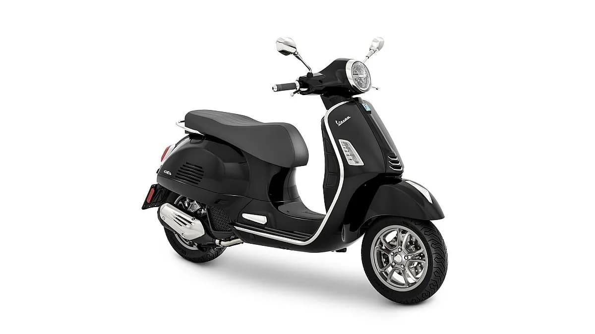 Vespa GTS – € 6.090, 0 km – Bild 1 von 9