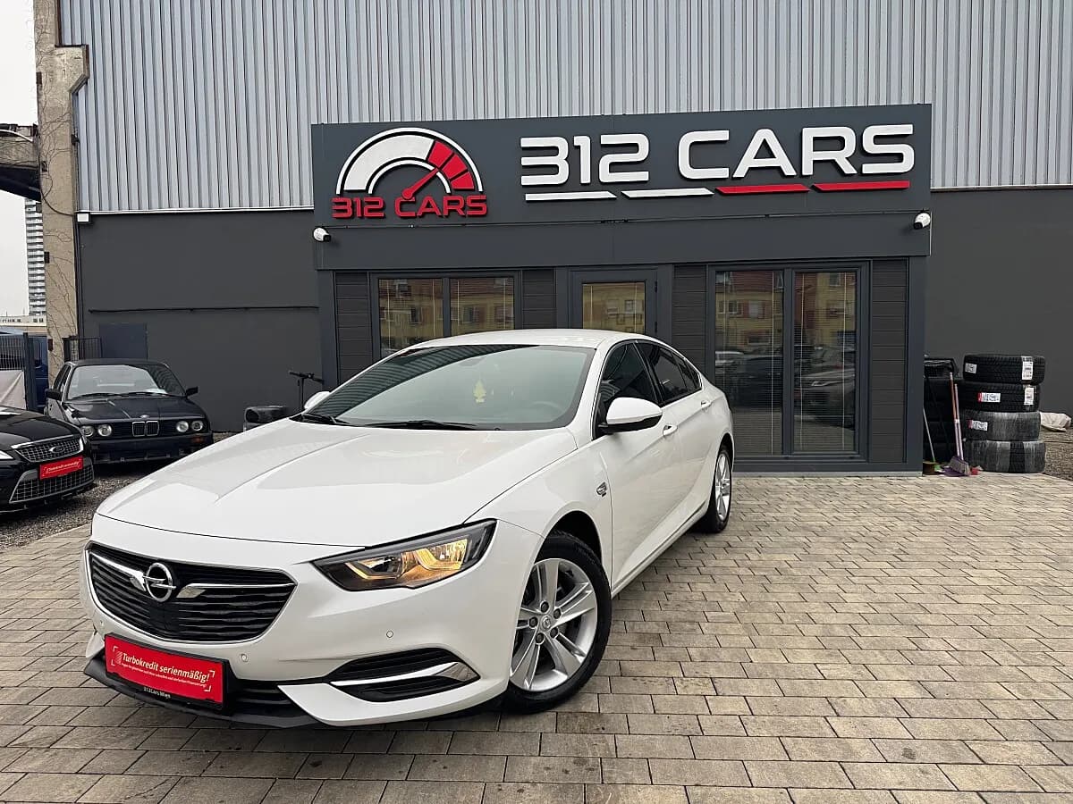 Opel Insignia 2020 – € 17.990, 75 000 km – Bild 1 von 34