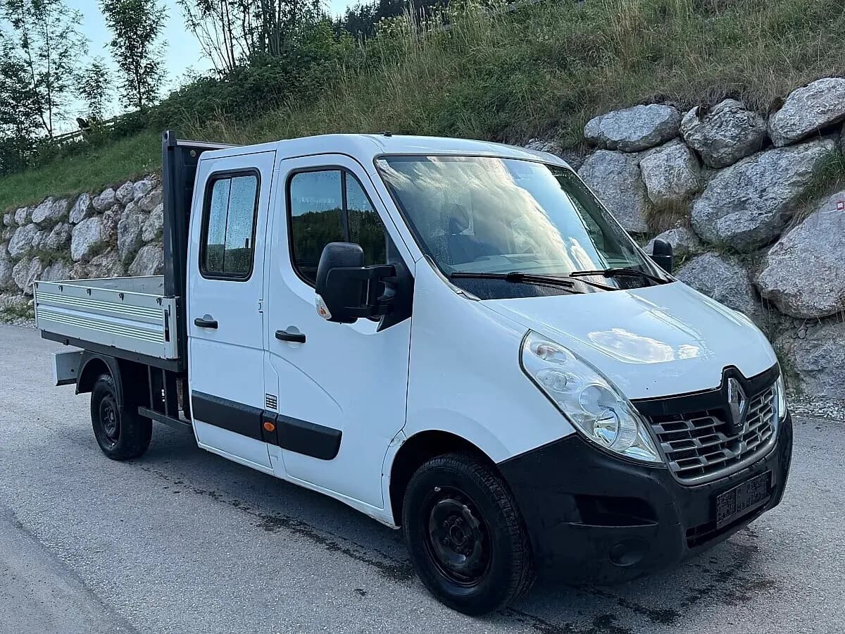 Renault Master 2015 – € 6.550, 299 211 km – Bild 1 von 7