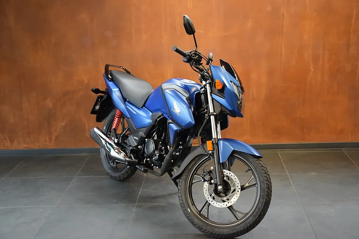 Honda CB – € 2.850, 0 km – Bild 1 von 4