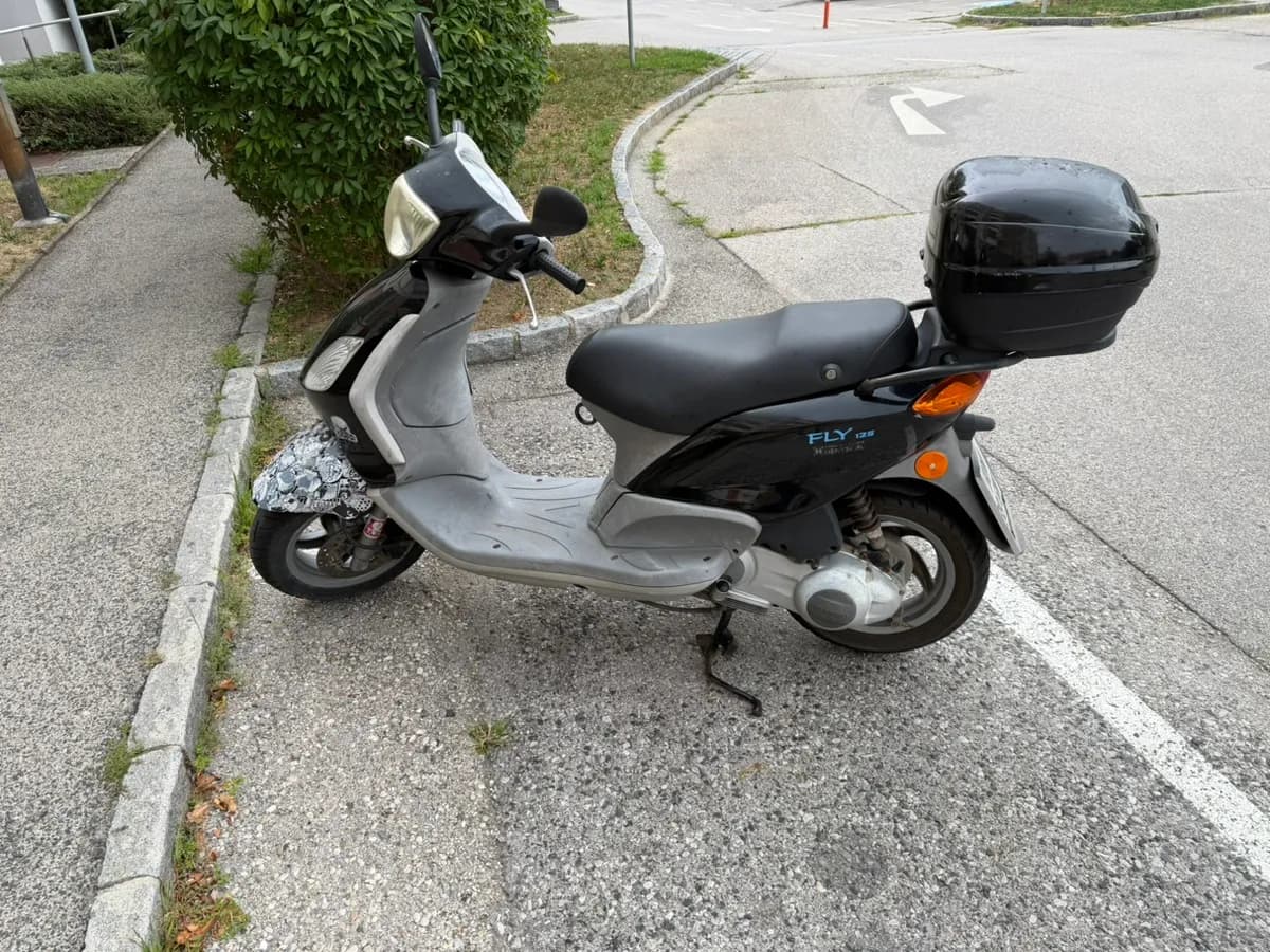 Piaggio Fly 2007 – € 550, 21 500 km – Bild 1 von 6