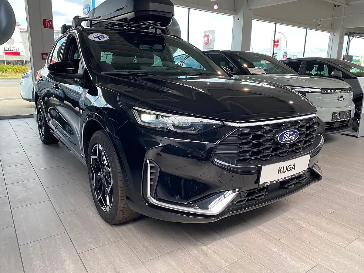 Ford Kuga 2026 – € 39.900, 7 500 km – Bild 1 von 13