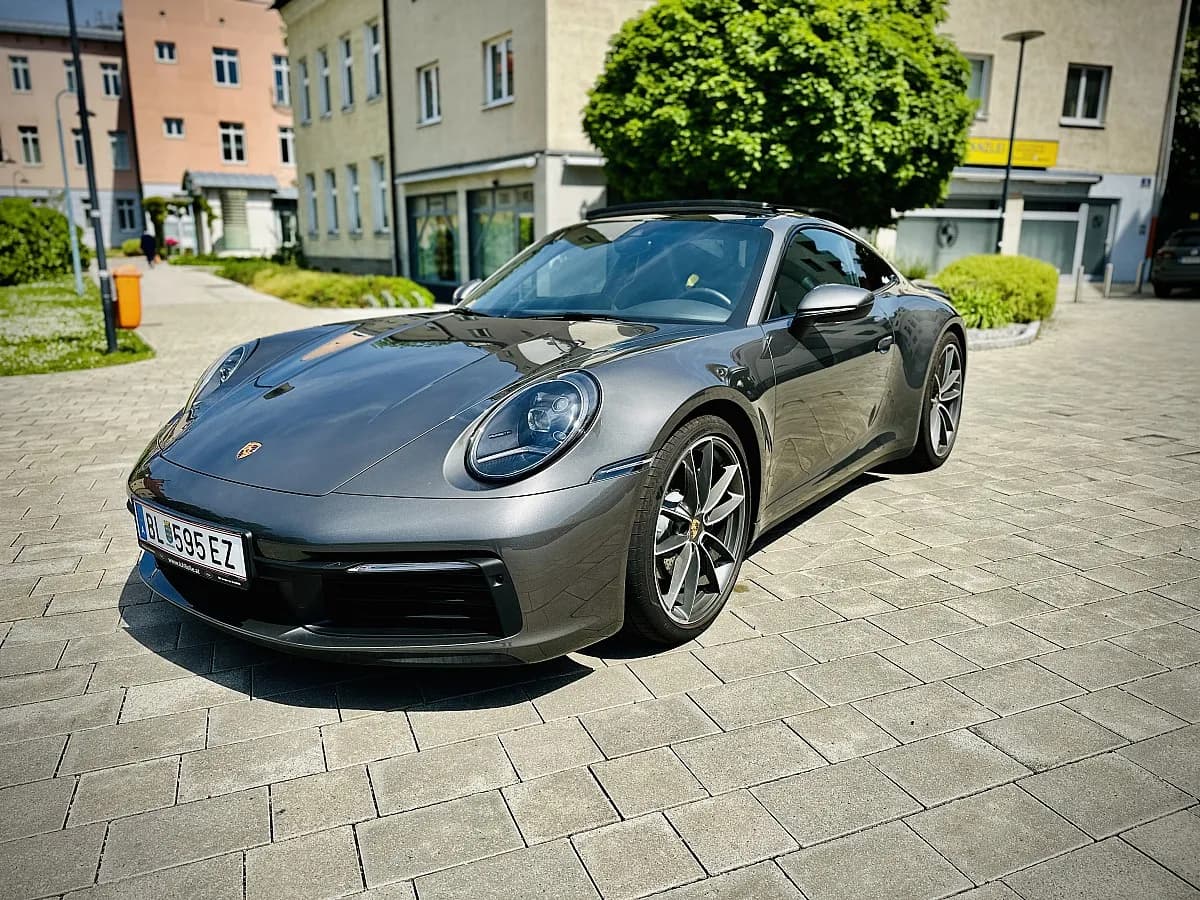 Porsche 911