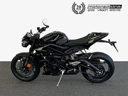 Triumph Street Triple – € 15.295, 0 km – Bild 1 von 22