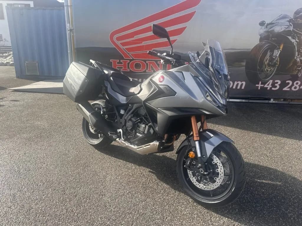 Honda NT