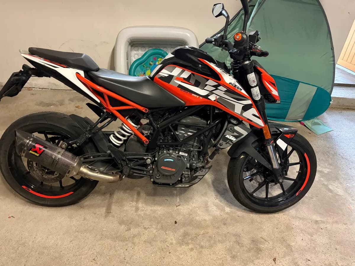 KTM Duke