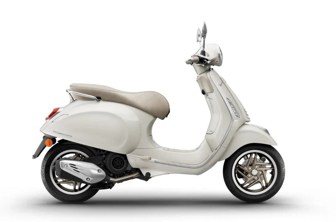 Vespa Primavera – € 6.099, 0 km – Bild 1 von 2