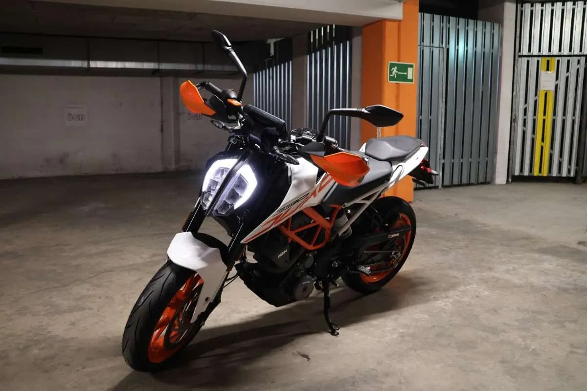KTM 390