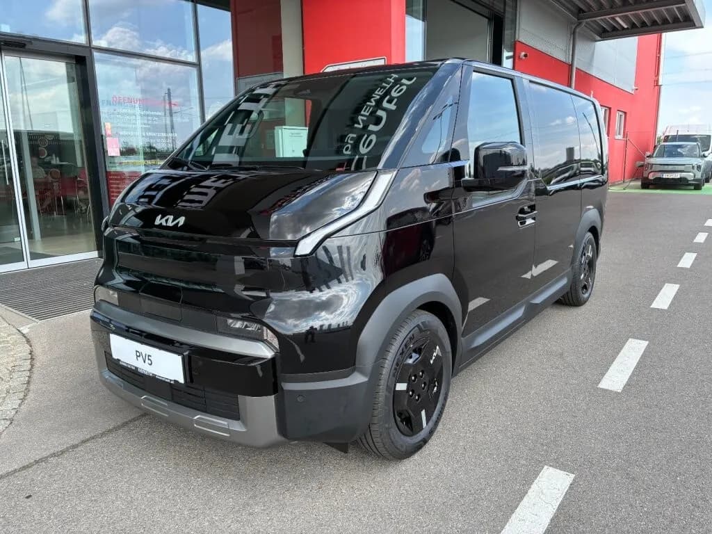 KIA PV5